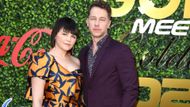 Ginnifer Goodwin and Josh Dallas (Image via Getty)